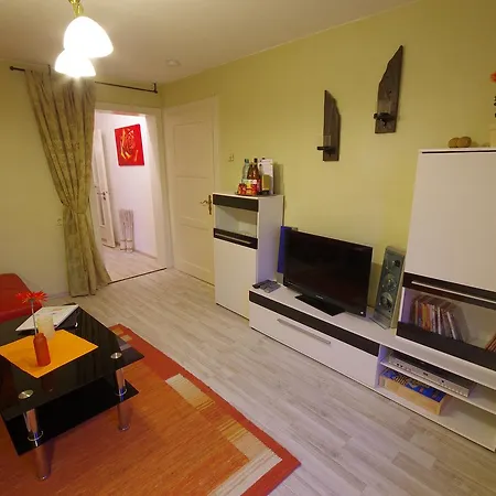 Haus Curwage شقة