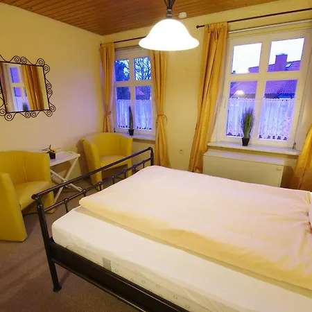 Haus Curwage * باد بيفينسون